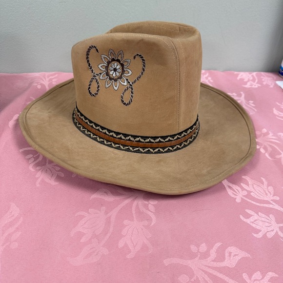 Vintage Other - Vintage Tan Embroidered Cowboy Hat‎ XL Western Floral Suede Feel Union Made